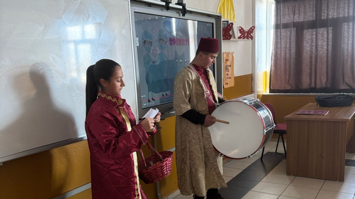 OKULUMUZDA SEVGİ DOLU RAMAZAN DAVULU ÇALDI